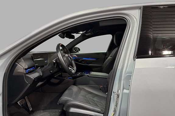 BMW i5 5 of 21