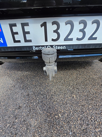 Mercedes-Benz EQS580 8 of 25