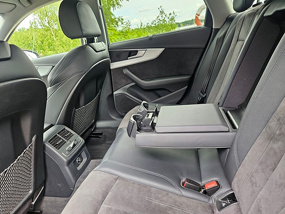 Audi A4 allroad 10 of 24
