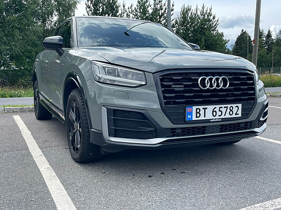 Audi Q2 2 of 24