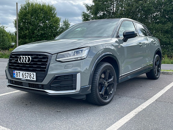 Audi Q2 3 of 24