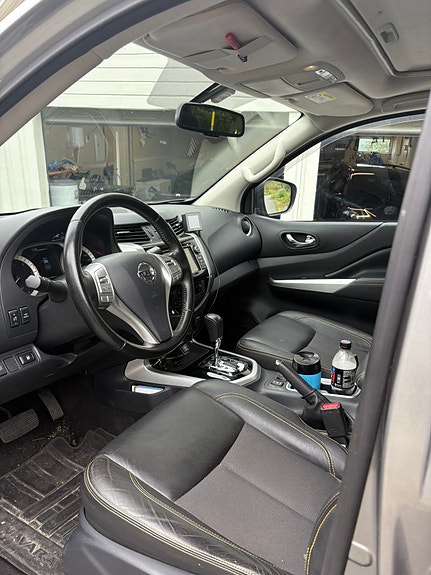 Nissan Navara 8 of 9