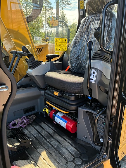 Cat 308-8 cr 7 of 15