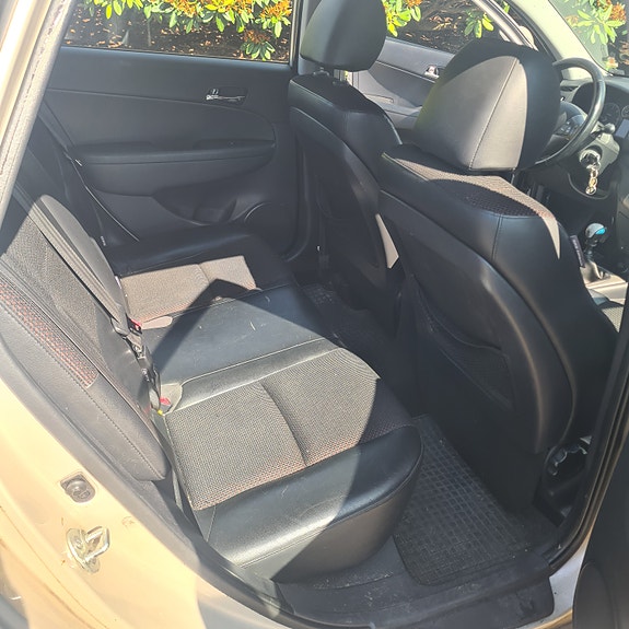 Hyundai i30 8 of 10