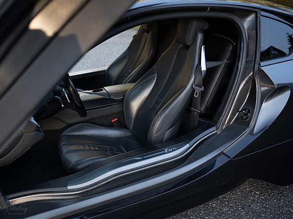 BMW i8 10 of 15