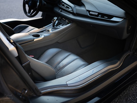 BMW i8 11 of 15
