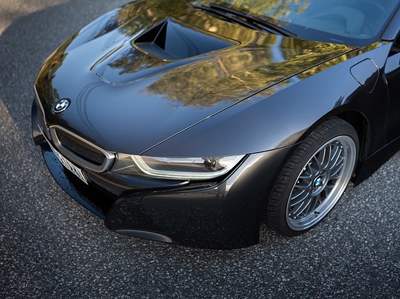 BMW i8 6 of 15