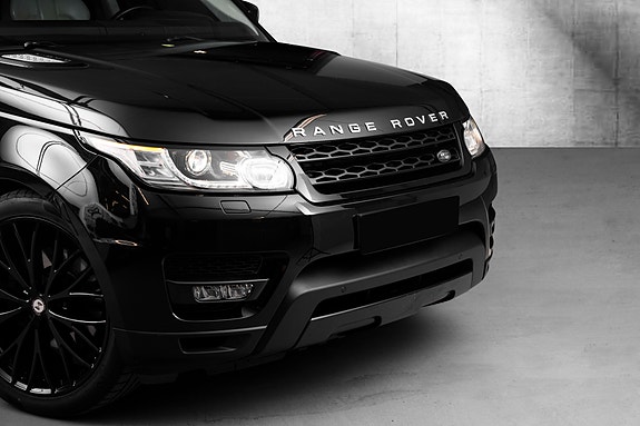 Land Rover Range Rover 2 of 5