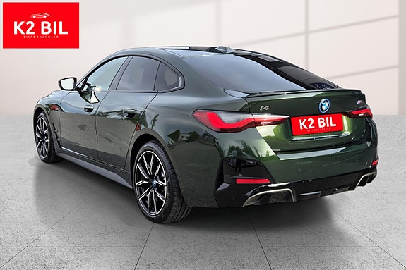 BMW i4 7 of 30