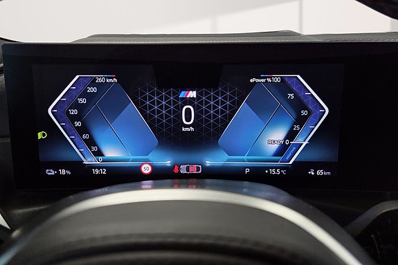 BMW i4 19 of 30