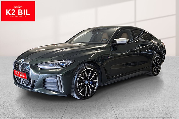 BMW i4 3 of 30