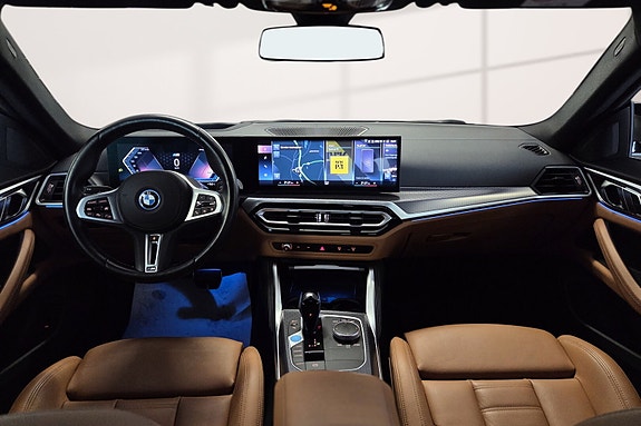 BMW i4 12 of 30