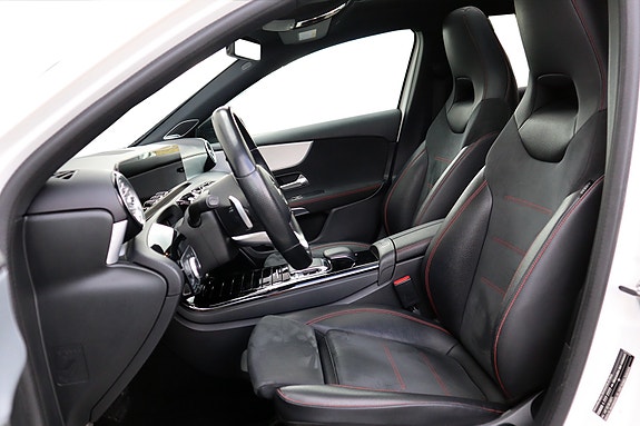 Mercedes-Benz A200 11 of 30