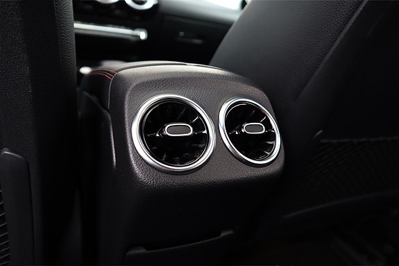 Mercedes-Benz A200 19 of 30