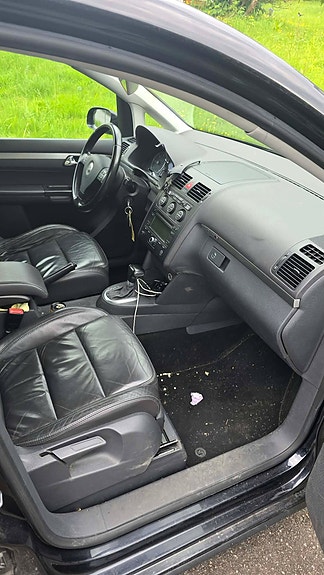 Volkswagen Touran 16 of 18