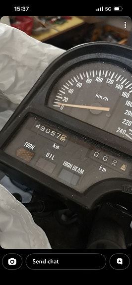 Suzuki GSX750 4 of 6