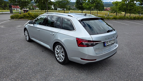 Skoda Superb 5 of 5