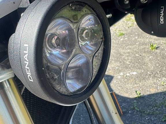 BMW S 1000 XR 5 of 8