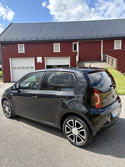 Volkswagen UP! 5 of 30