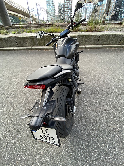 Yamaha MT-07 7 of 14