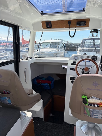 23-fots Pilothouse, 200 HK - Baugpropell, utendørs styring & dieselvarmer 5 of 6