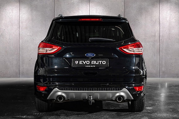 Ford Kuga 2 of 5