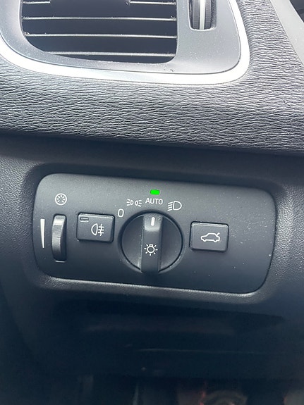 Volvo V40 19 of 29