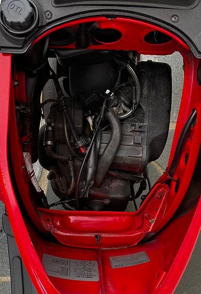 Vespa LX 50 17 of 24