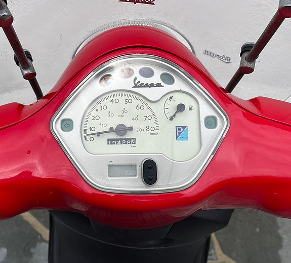Vespa LX 50 21 of 24