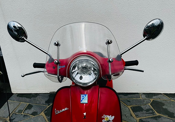 Vespa LX 50 23 of 24