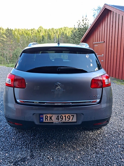 Peugeot 4008 8 of 24