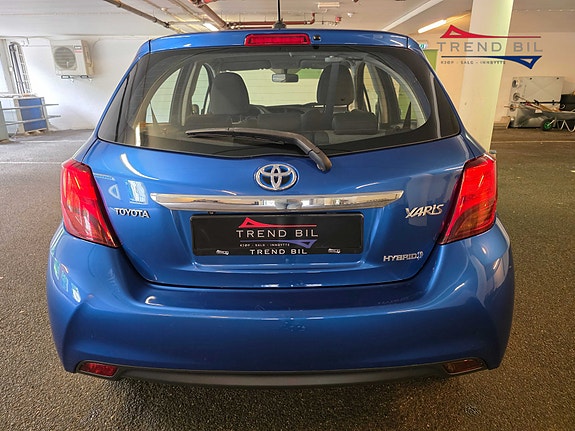 Toyota Yaris 4 of 20