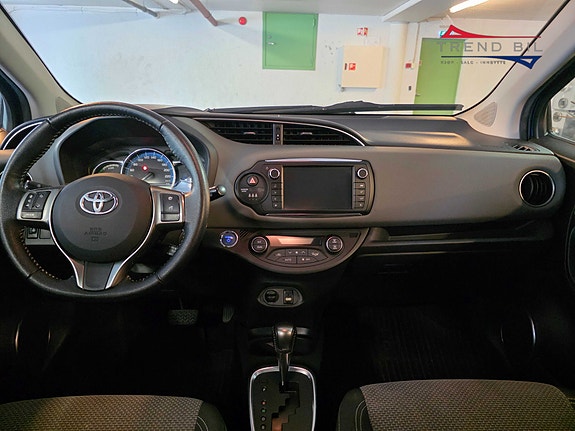 Toyota Yaris 16 of 20