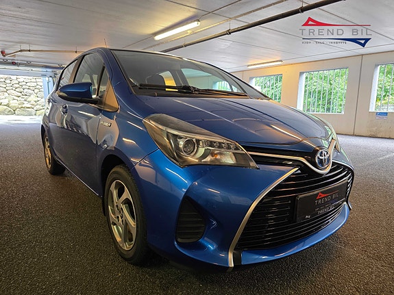 Toyota Yaris 7 of 20