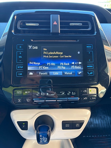 Toyota Prius 23 of 27