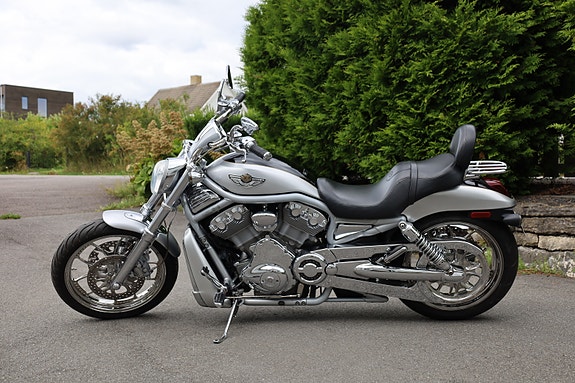 Harley-Davidson V-ROD