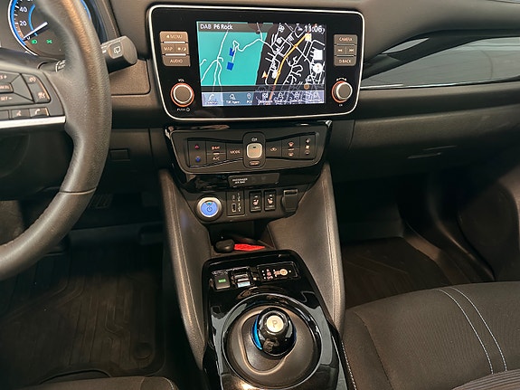Nissan Leaf 17 of 30