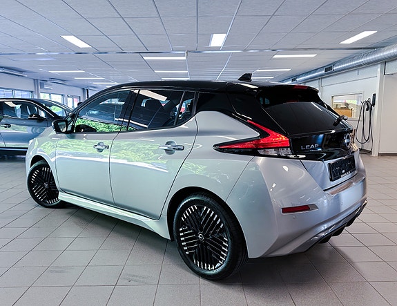 Nissan Leaf 6 of 30