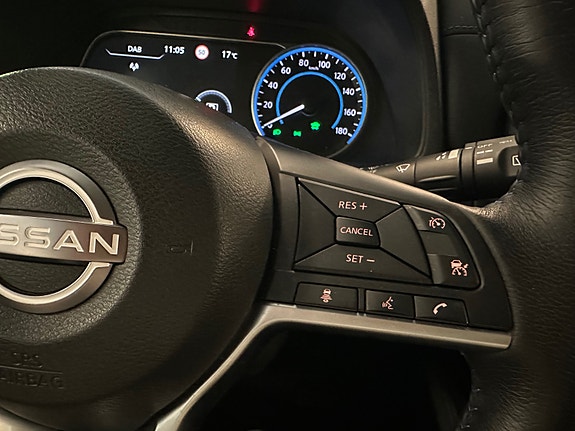 Nissan Leaf 15 of 30