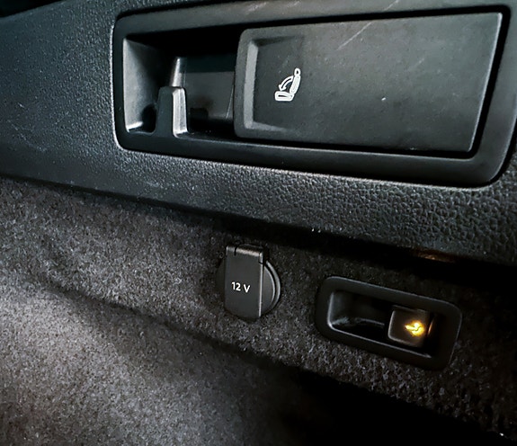 Volkswagen Passat 9 of 30