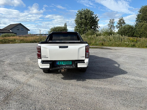 Isuzu D-max 8 of 22