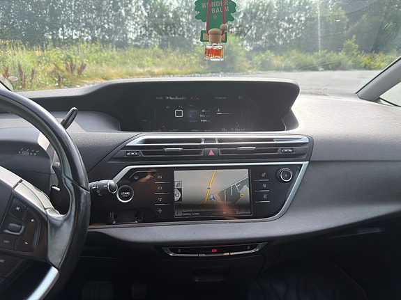 Citroen Grand C4 Picasso 18 of 30