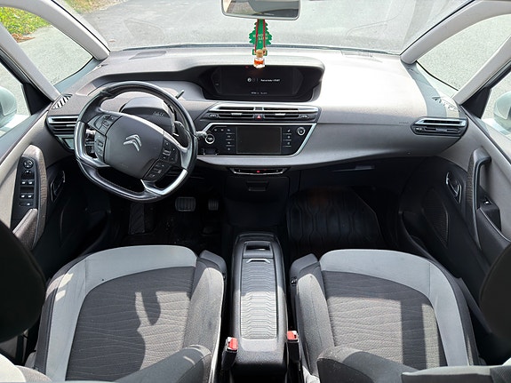 Citroen Grand C4 Picasso 14 of 30