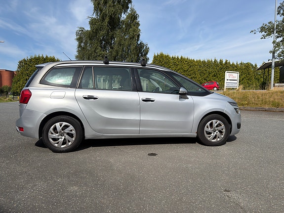 Citroen Grand C4 Picasso 5 of 30