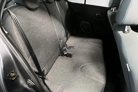 Nissan Micra 20 of 23