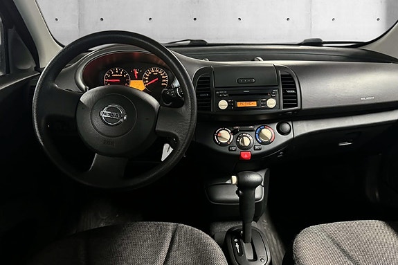 Nissan Micra 10 of 23