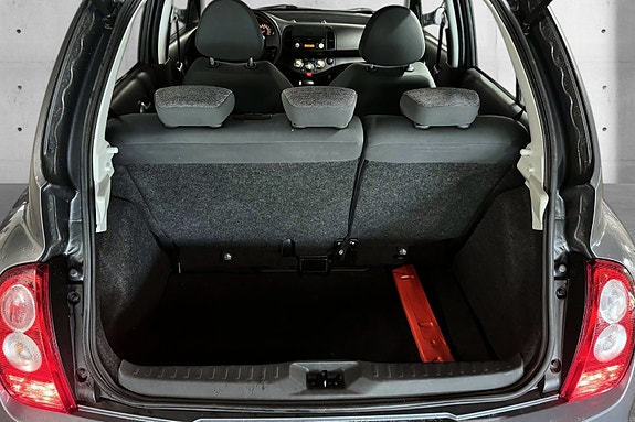 Nissan Micra 22 of 23