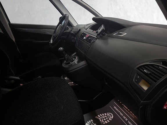 Citroen C4 Picasso 9 of 20