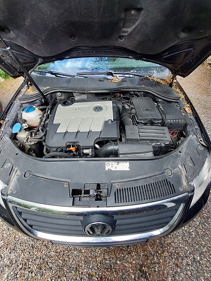 Volkswagen Passat 10 of 10