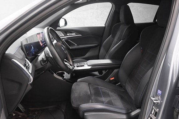 BMW iX2 18 of 29